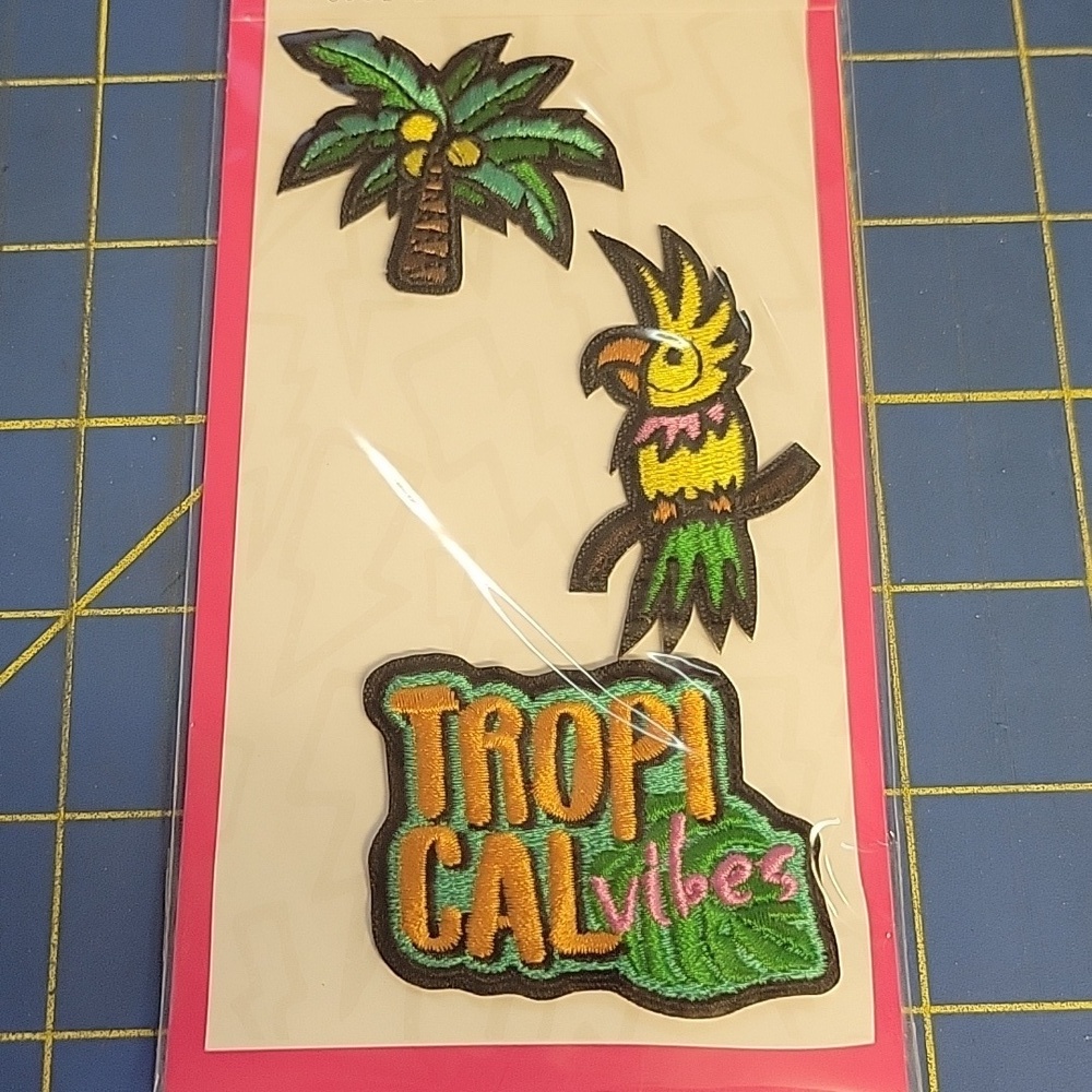 Tropical Theme Embroidered Iron On Patch New 3 Per Package